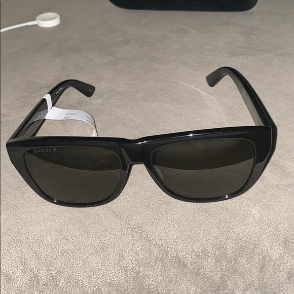 Gucci sunglasses - Picture 1 of 4